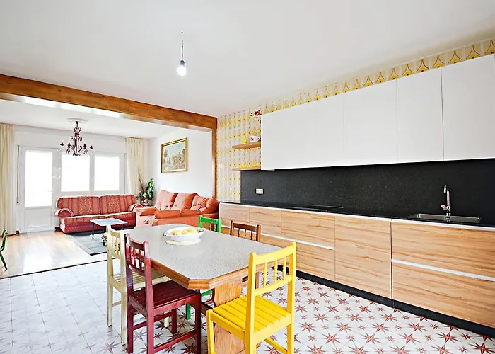 Espacioso En Διαμέρισμα Cambados